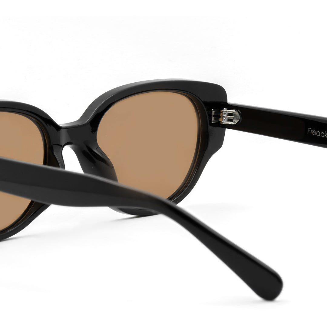 Freacky bunni 7272 C1 Brown-BunniStudios